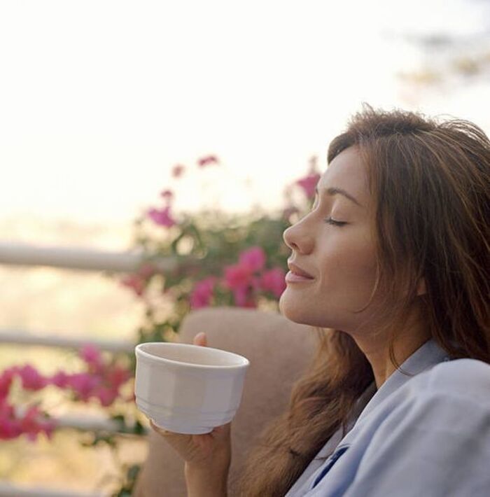 tại sao uống cà phê lại gây mất ngủ