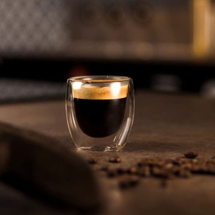 về hương vị so sánh 2 loại cà phê robusta và arabica